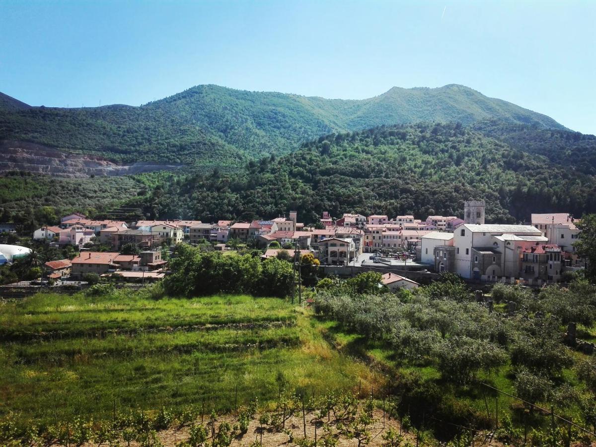 Appartamento San Martino Toirano Bagian luar foto